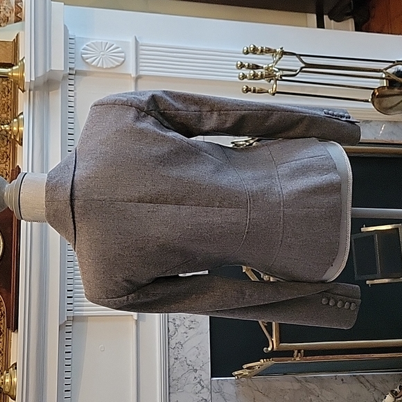 Adrienne Vista dining Suit - Picture 6 of 13